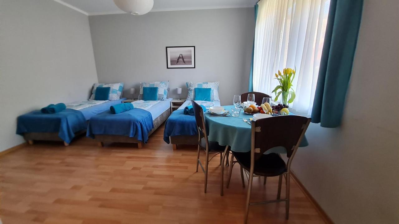 Bela - Pokoje Z Aneksami I Apartamenty Kolobrzeg Exterior photo