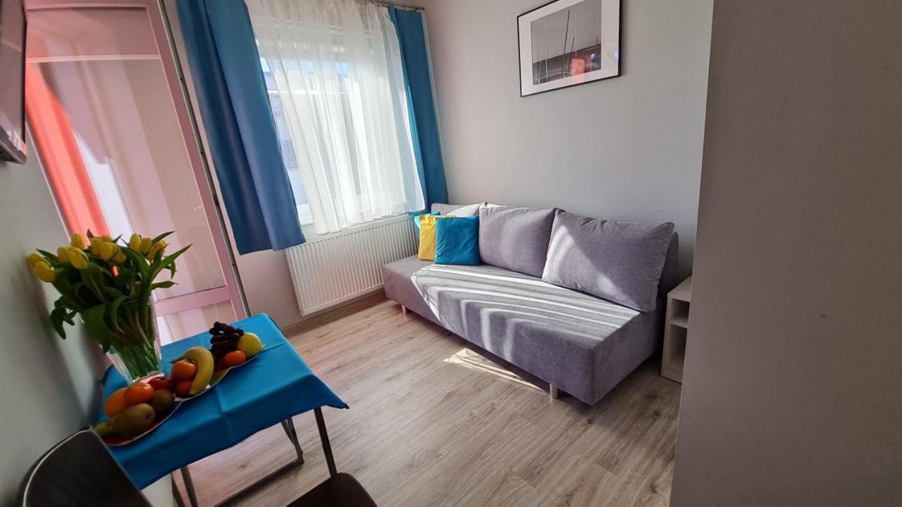Bela - Pokoje Z Aneksami I Apartamenty Kolobrzeg Exterior photo
